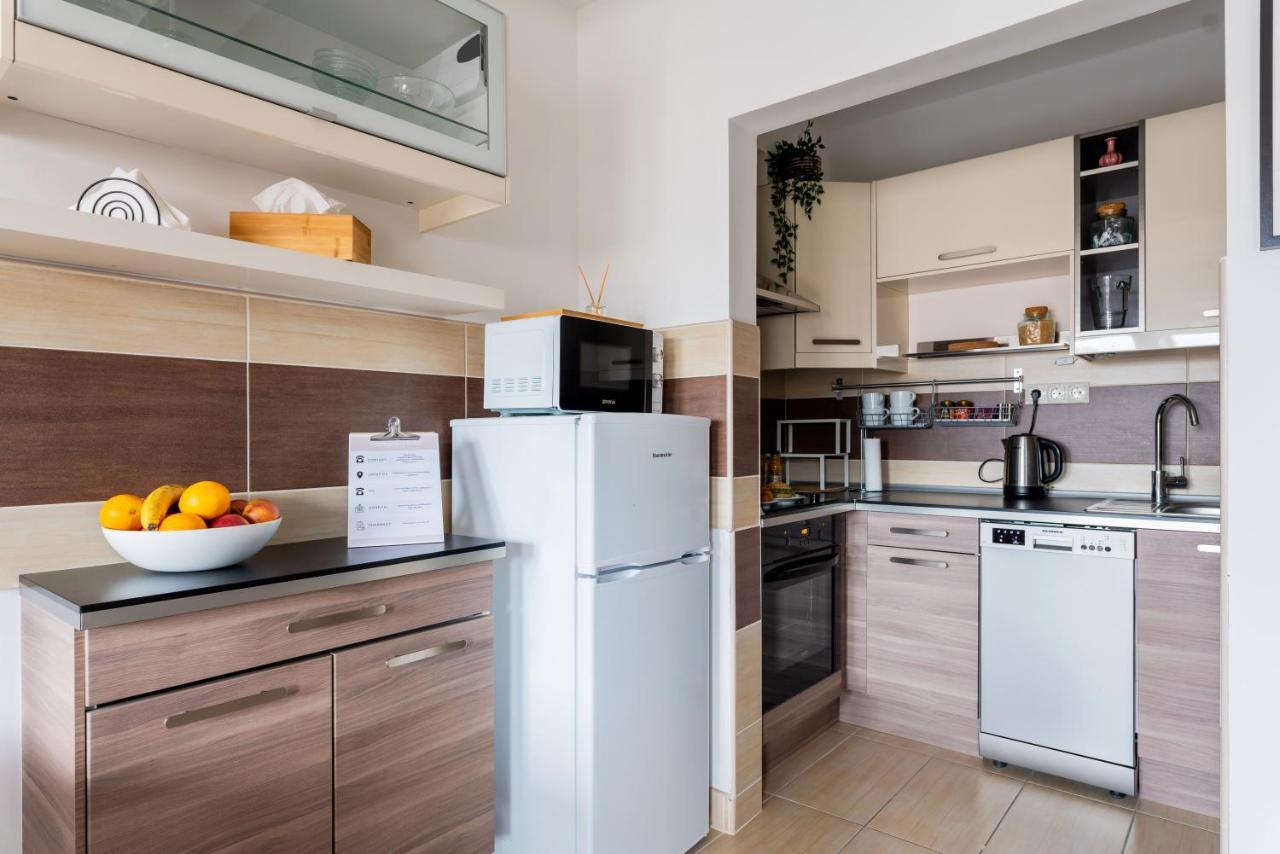 בודפשט Floral Apartment - New In Town מראה חיצוני תמונה