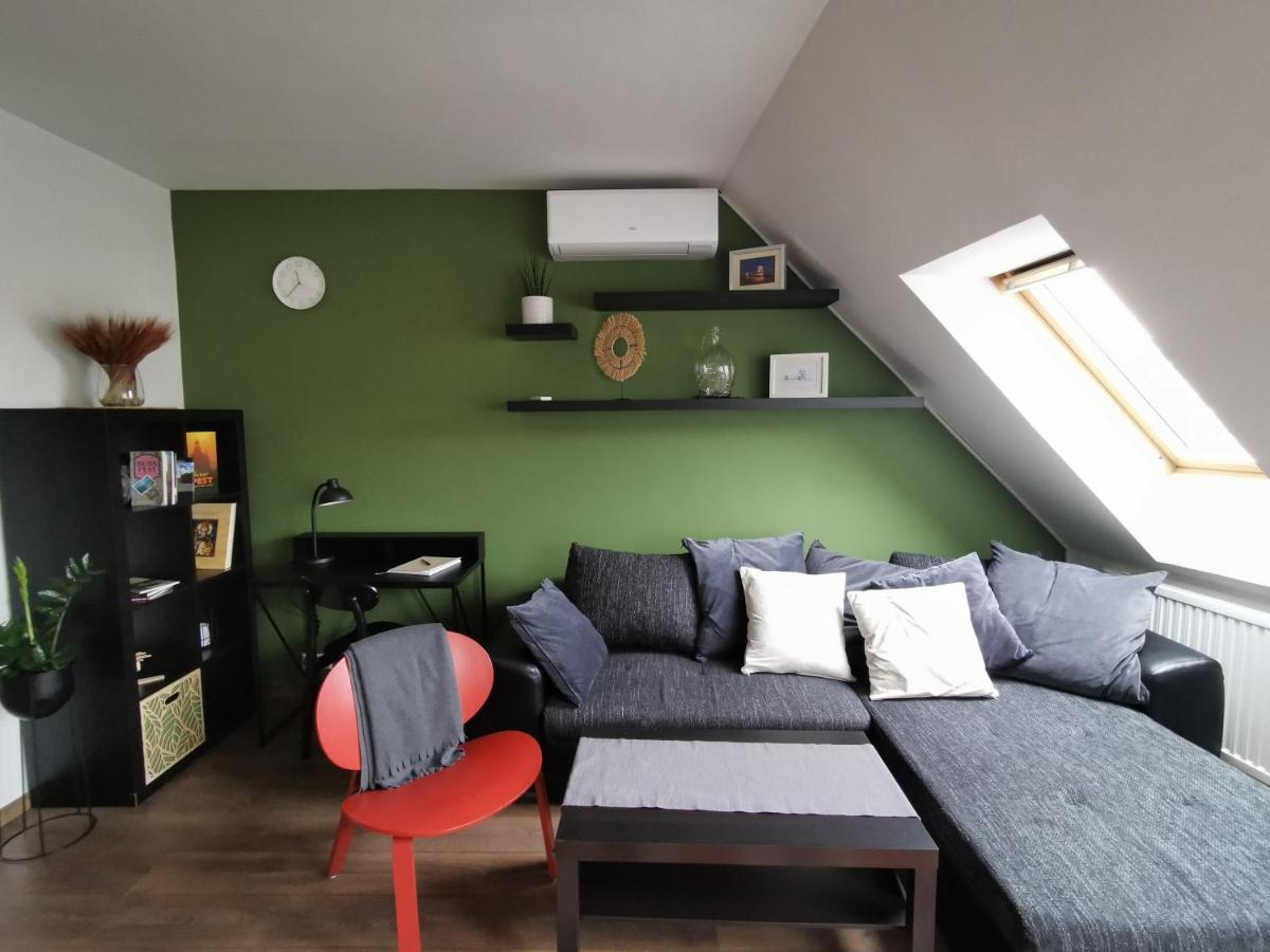 בודפשט Floral Apartment - New In Town מראה חיצוני תמונה